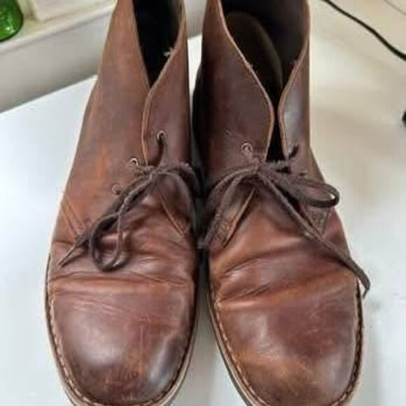 Clark's Chukka Boots Men's Size 11.5 Brown Leather Clark's Desert Boots - Picture 1 of 4